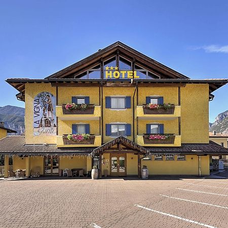 Hotel Garni La Vigna San Michele all'Adige Exterior photo
